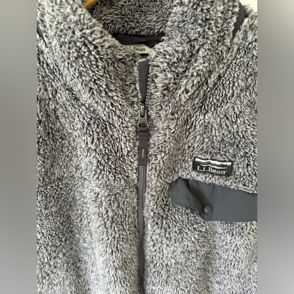 L.L.Bean Hi-Pile Fleece Gray Vest Pocket Full Zip Gray - Picture 2 of 7